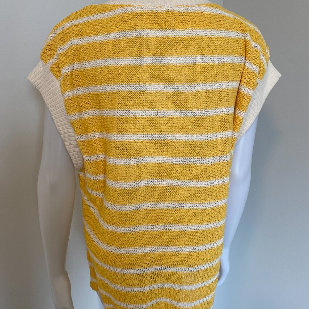 #47 - Zara yellow and white 2 piece lounge wear set with tags - Picture 7 of 12